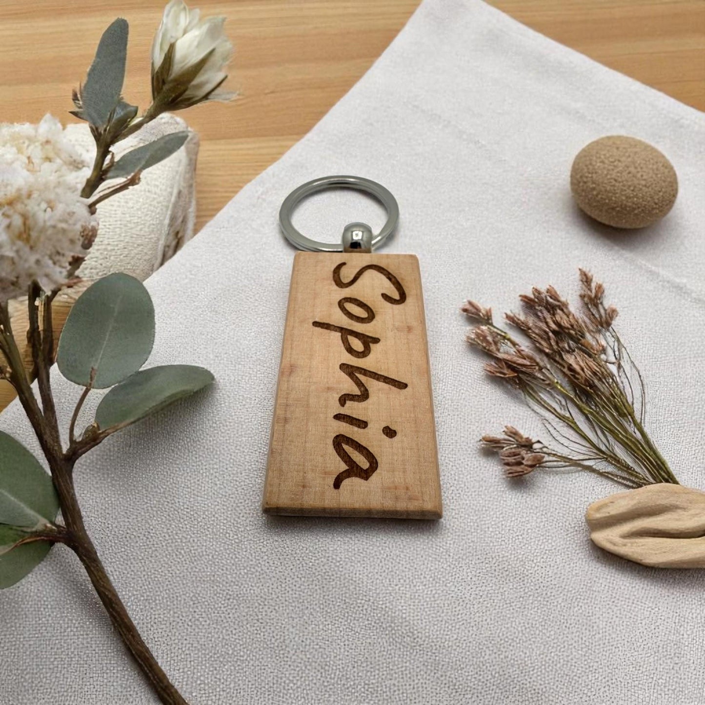 Personalisierter Schlüsselanhänger aus  Holz